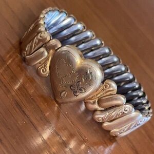 Beautiful EUC vintage Bellavance gold filled sweetheart expansion bracelet
